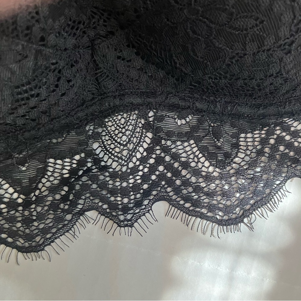 Victoria secret black  bra size m - Picture 4 of 4